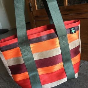 Maggie Bags Seatbelt Purse